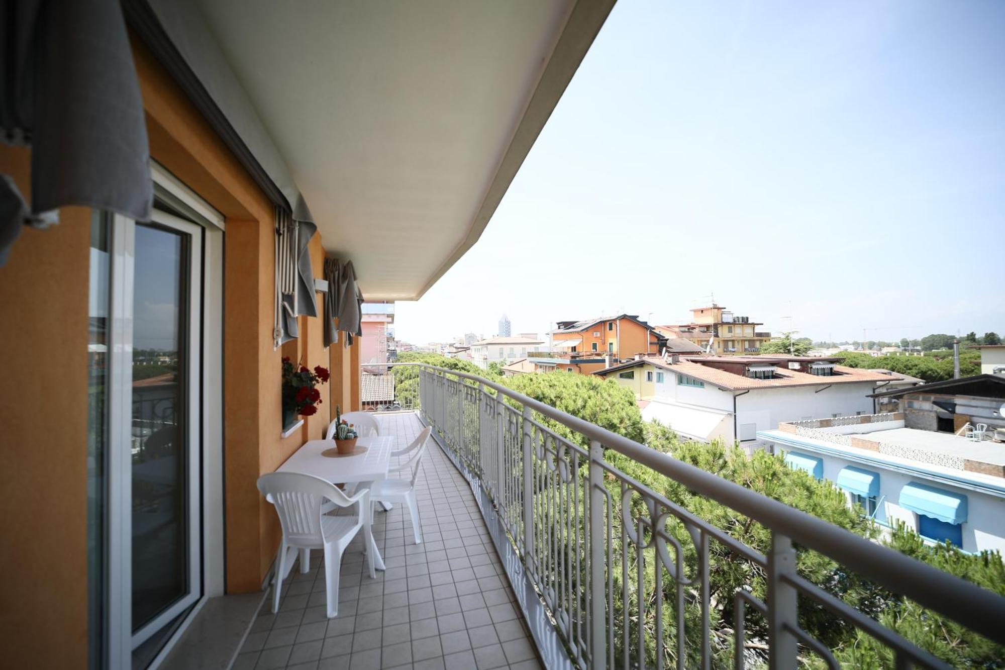 Residence Mariavittoria Lido di Jesolo Exterior photo